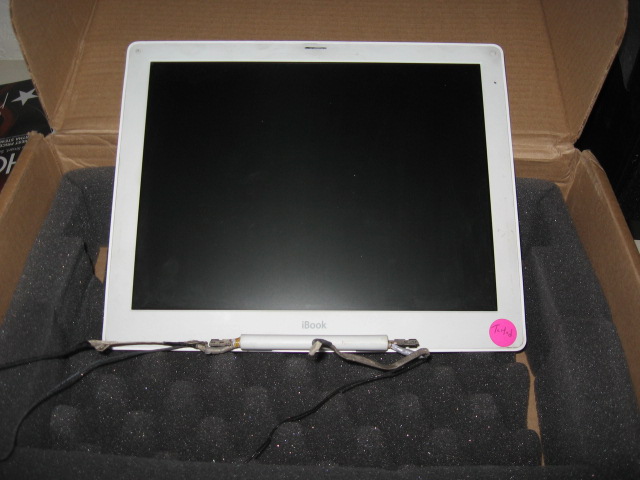 eBay購入iBook LCD到着(1)
