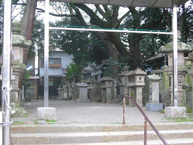 土器野神明社の北側入口