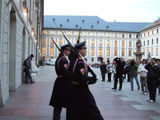 プラハ城衛兵の交代式