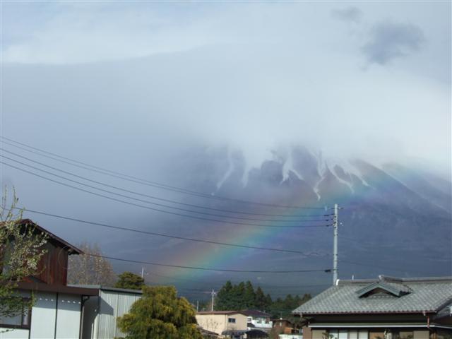 富士山と虹