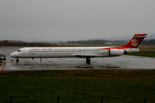 UIA MD-90(Nov.18,2007)