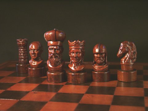 革のチェス