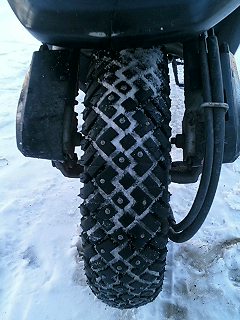 フロントタイヤ