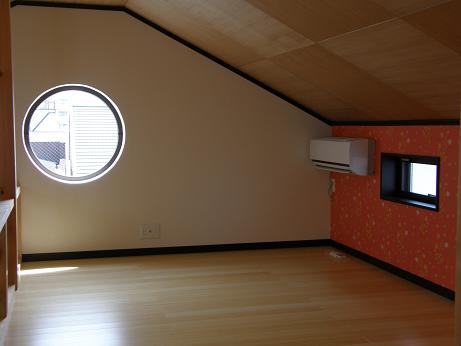 屋根裏部屋？