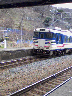 2009_0208ローカル電車1427~01.jpg