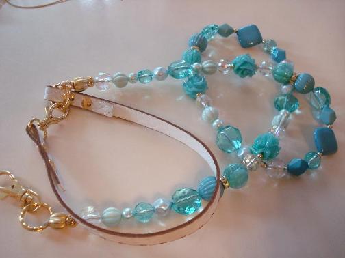 ブルー系のリード