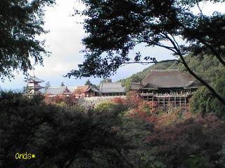 2005-11-18 22:42:22