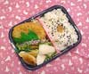 9月21日（木）のお弁当

コロッケ、塩鮭
エビ春巻、梨