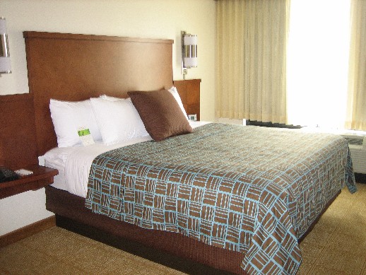 HYATTPLACE1