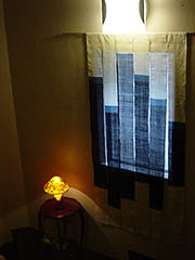 ランプと麻のれん