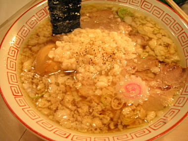 横浜いまむらの背脂醤油ラーメン