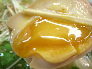 とろっとろの煮卵最高っす！
