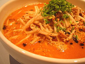 ぴり辛の坦々麺