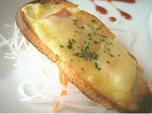 ピザ風カリカリトースト