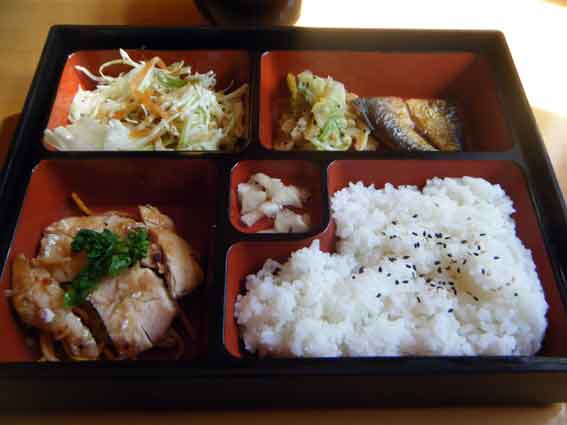アメリカンステーションの「鶏の竜田揚げ」♪