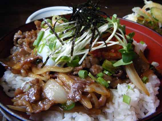 久善の「焼肉丼」-2♪