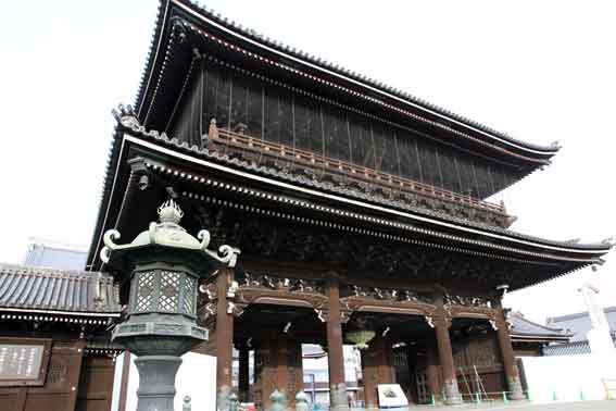 東本願寺・御影堂門♪