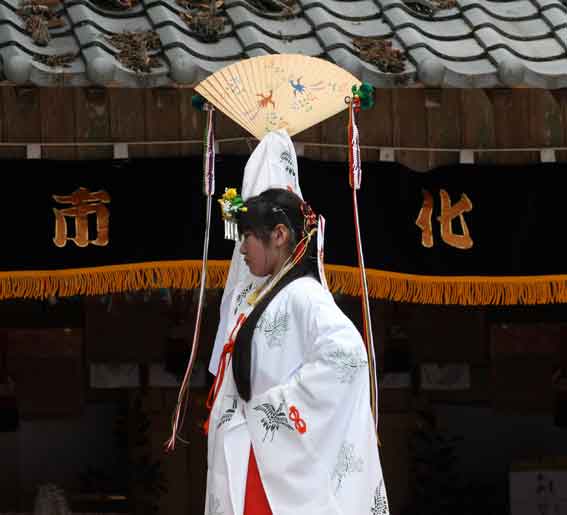 西照神社の神楽-5♪