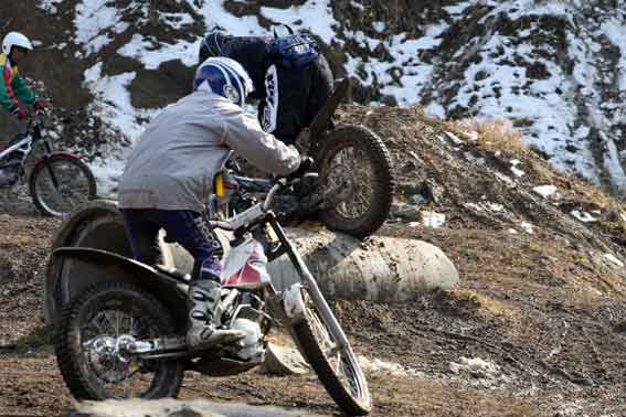 スコルパSY125F-4♪