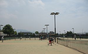 0627広いテニスコート.jpg