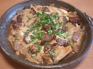 お麩と唐揚げの卵とじ.jpg