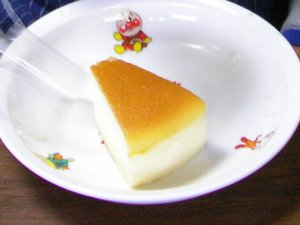 チビ1号5歳の誕生日の朝のデザート・・・チーズケーキ