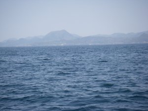 網野沖から見た海