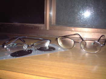 新しい眼鏡と今までの眼鏡