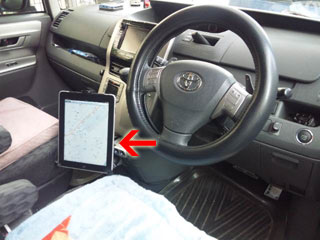 VOXYの車中にiPadの存在感