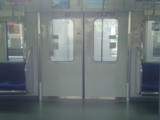 東京メトロ東西線用の新車はドア幅が広い