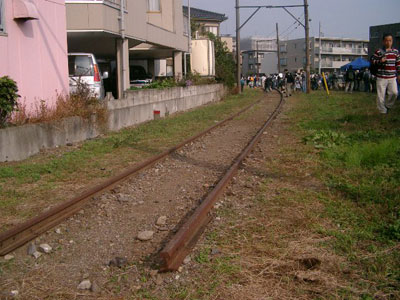 ここから線路が始まる