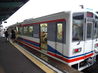 関東鉄道常総線の１両編成ディーゼルカー