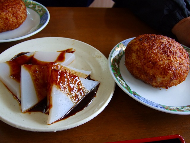 みそおでんと味噌おにぎり