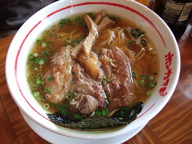 トロ肉醤油ラーメン