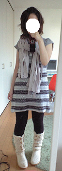 ぼんぼん付きストライプニットワンピース 02