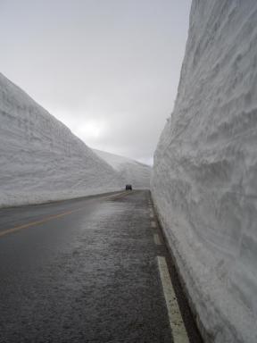 雪の大谷