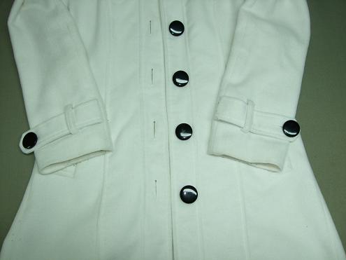 白のコート (1).JPG