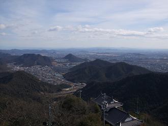 東.JPG
