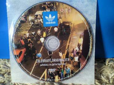 adidaspresentdvd