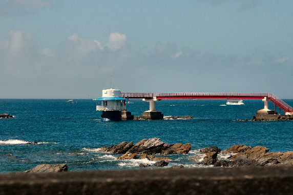 海中展望塔