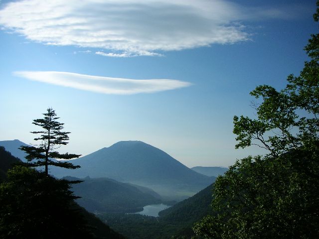 日光男体山