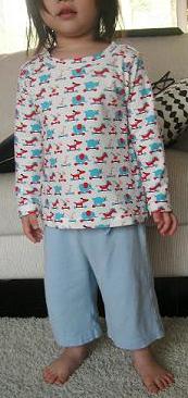 木馬Tシャツ試着